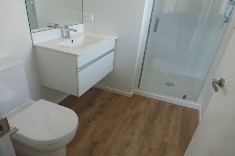 Photo of property in 80a Warren Crescent, Hillmorton, Christchurch, 8025