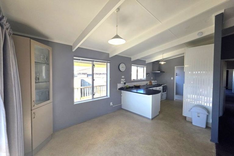 Photo of property in 66a Gloucester Road, Mount Maunganui, 3116