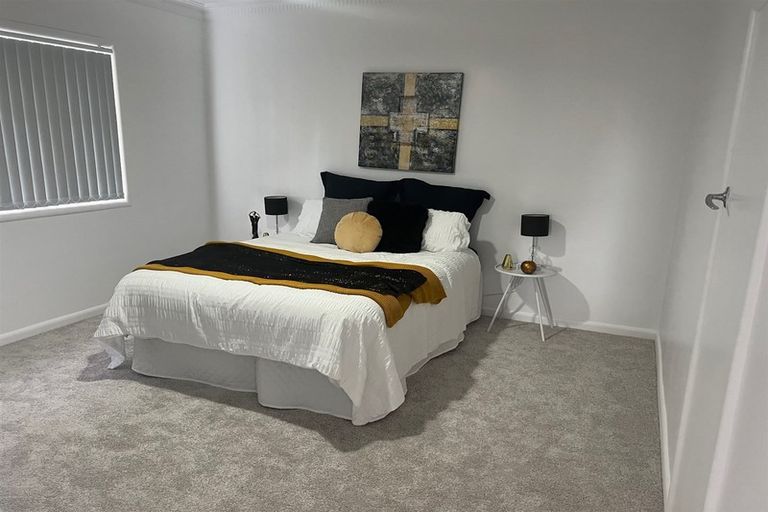 Photo of property in 1/57 Grove Road, Papakura, 2110