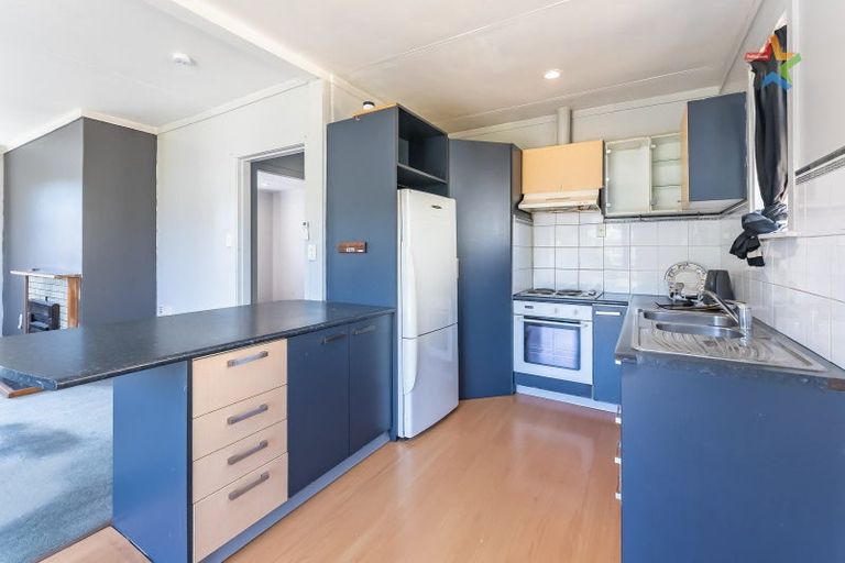 Photo of property in 25 Petherick Street, Taita, Lower Hutt, 5011