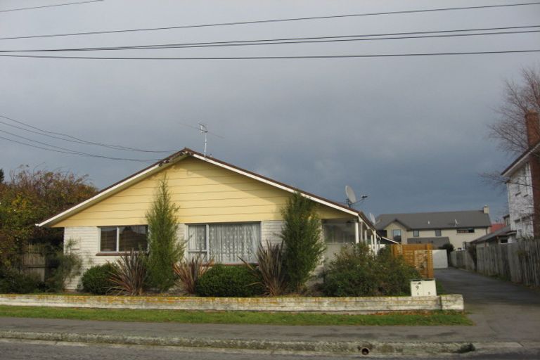 Photo of property in 2/7 Somme Street, St Albans, Christchurch, 8014