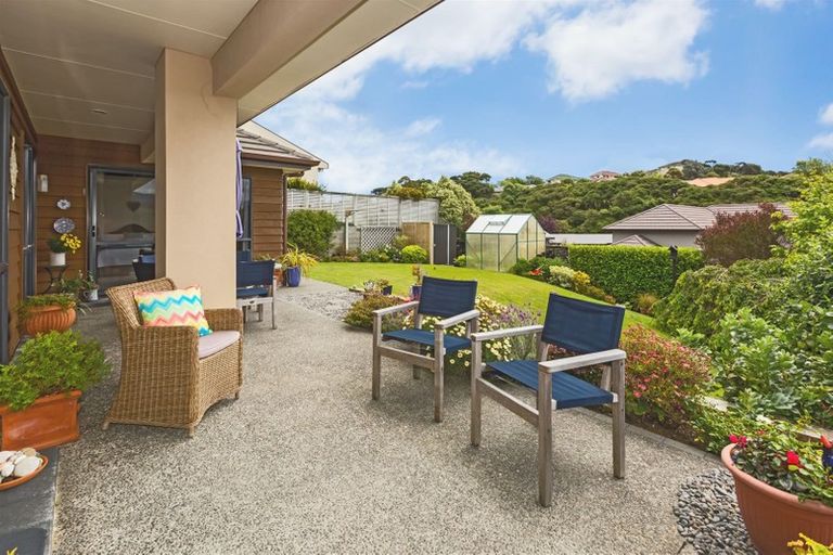 Photo of property in 28 Navigation Drive, Whitby, Porirua, 5024