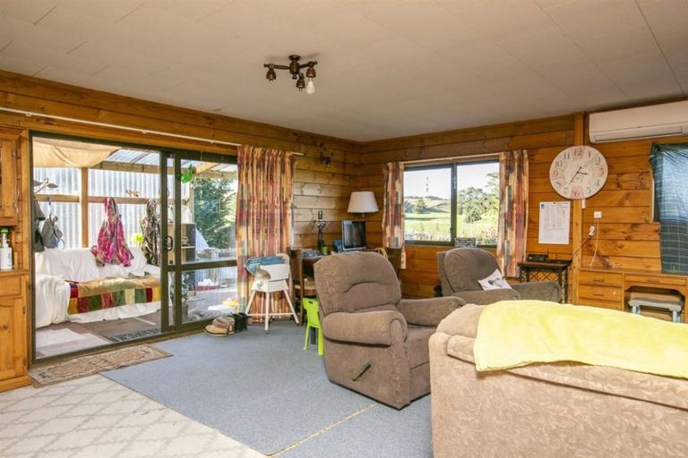Photo of property in 576 Nireaha Road, Eketahuna, 4994