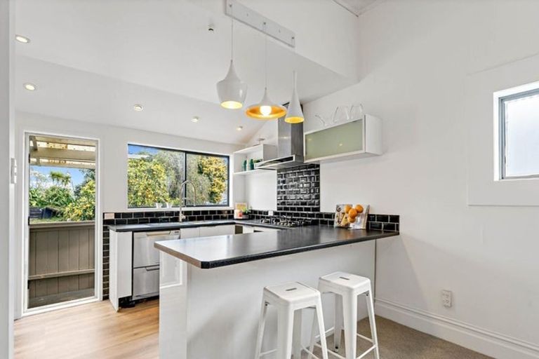 Photo of property in 12 Ethel Street, Sandringham, Auckland, 1025