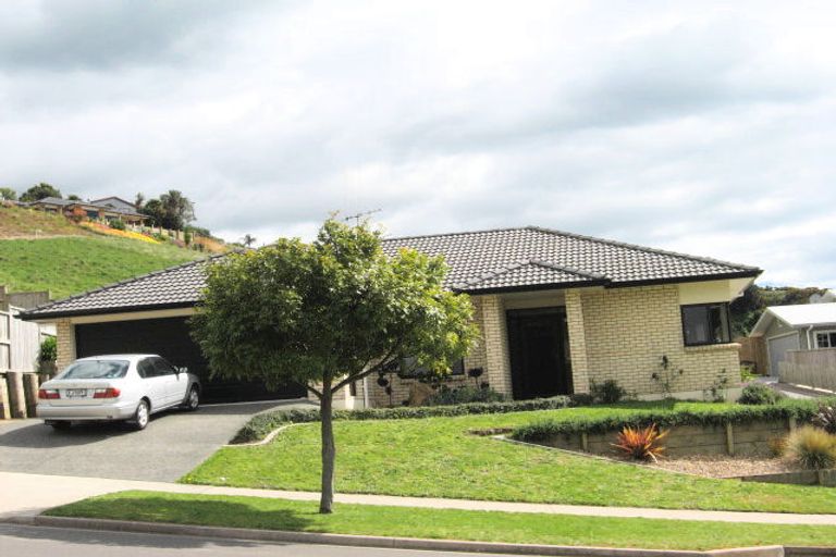 Photo of property in 99 Osprey Drive, Welcome Bay, Tauranga, 3112