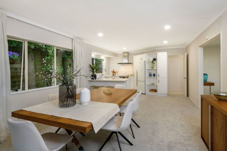 Photo of property in 5a Luana Way, Bucklands Beach, Auckland, 2014