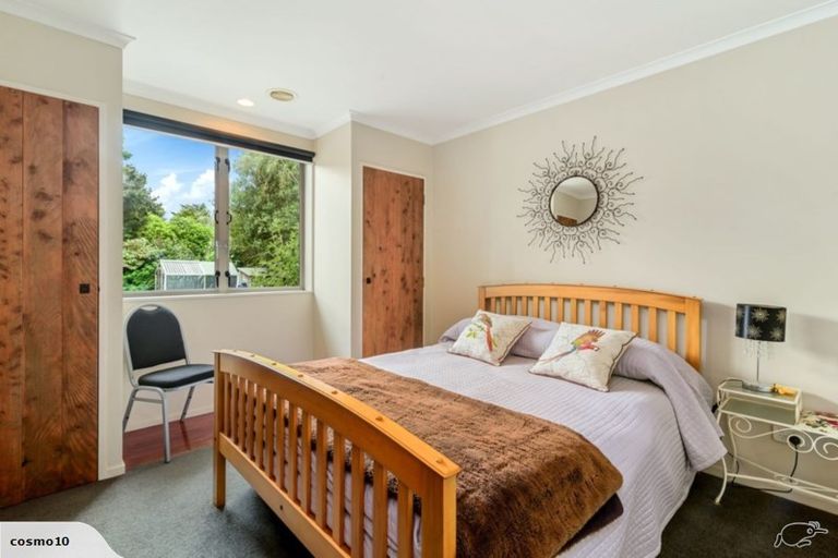 Photo of property in 16 Caulfield Place, Pukehangi, Rotorua, 3015