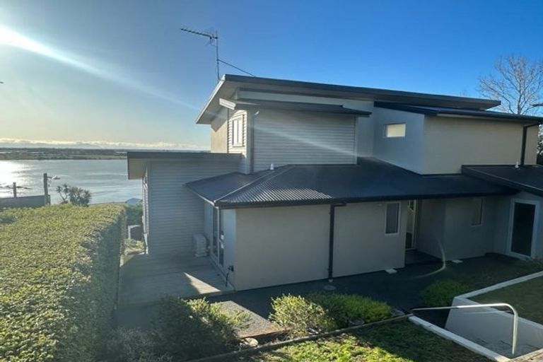 Photo of property in 66 Te Awakura Terrace, Mount Pleasant, Christchurch, 8081