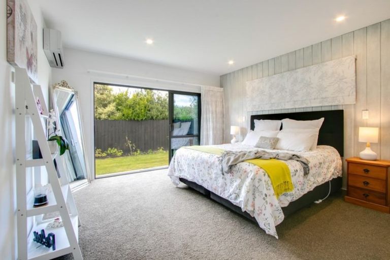 Photo of property in 71 Mcelwee Street, Jervoistown, Napier, 4112