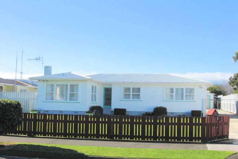 Photo of property in 4 Cobham Street, Levin, 5510