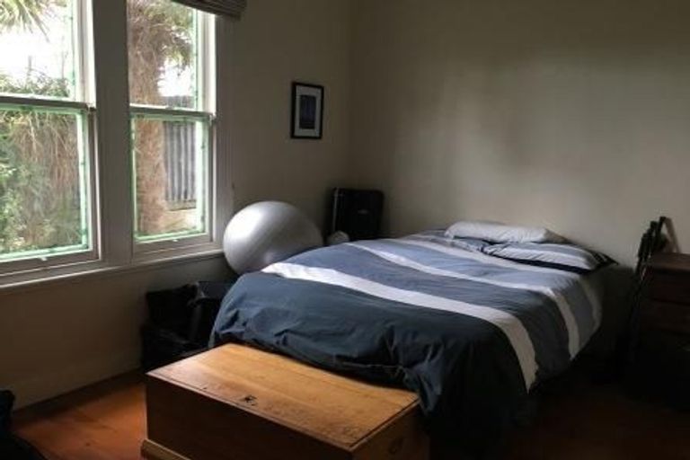 Photo of property in 5a Hector Street, Petone, Lower Hutt, 5012