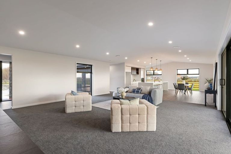 Photo of property in 32a Aranui Road, Kairanga, 4475