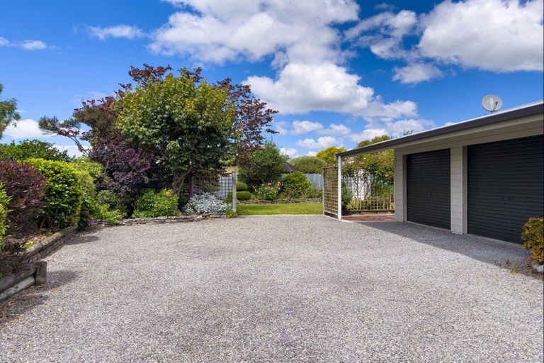 Photo of property in 27 Lincoln Road, Carterton, 5713
