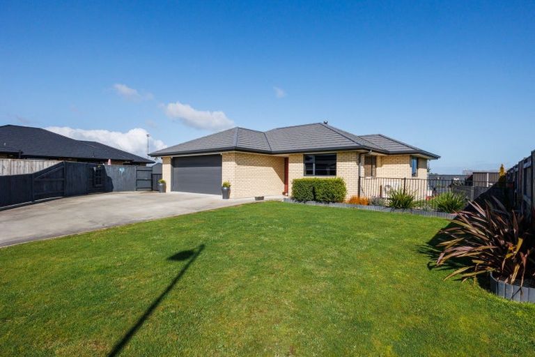 Photo of property in 81 Balrickard Way, Milson, Palmerston North, 4414