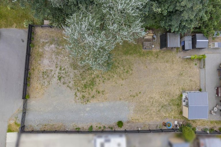 Photo of property in 12 Gillespies Road, Kainga, Christchurch, 8083