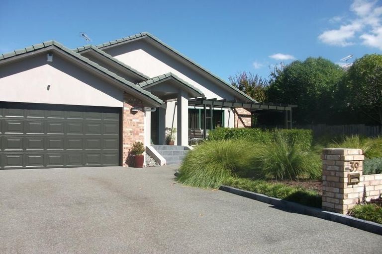 Photo of property in 39 Landing Drive, Albany, Auckland, 0632
