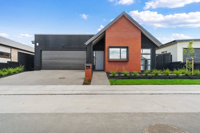 Photo of property in 37 Earp Crescent, Chartwell, Hamilton, 3210