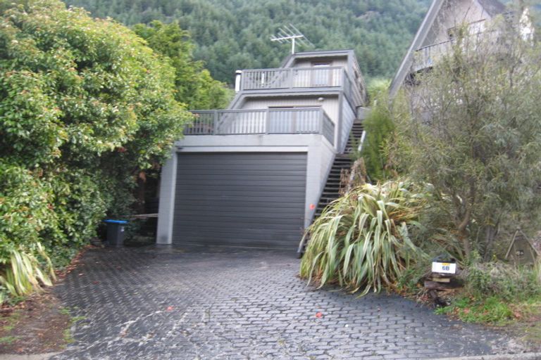 Photo of property in 6b Williams Street, Sunshine Bay, Queenstown, 9300