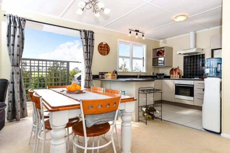 Photo of property in 1652 Highway, Pukekawa, 2696