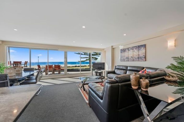Photo of property in 4 Marine Parade, Mount Maunganui, 3116