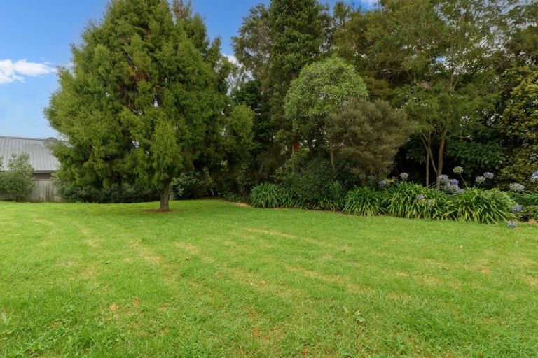 Photo of property in 18 Atuaroa Avenue, Te Puke, 3119
