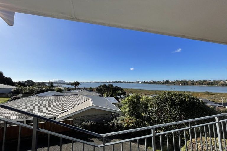 Photo of property in 38a Churchill Road, Murrays Bay, Auckland, 0630