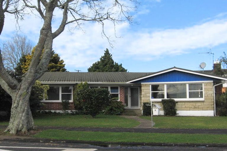 Photo of property in 2 Springfield Crescent, Enderley, Hamilton, 3214