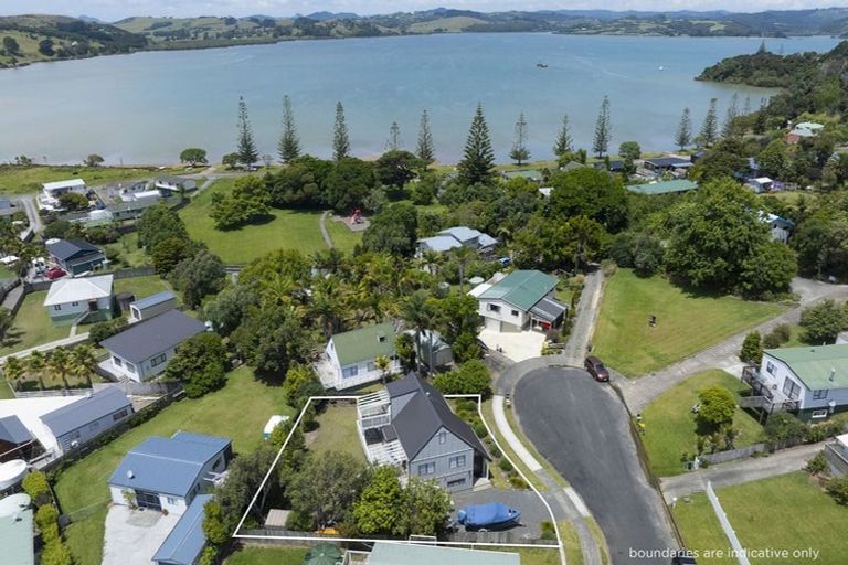 Photo of property in 8 Whitecaps Place, Hihi, Mangonui, 0494