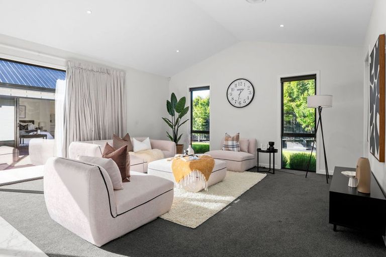 Photo of property in 4 Riverpoint Glade, Flagstaff, Hamilton, 3210