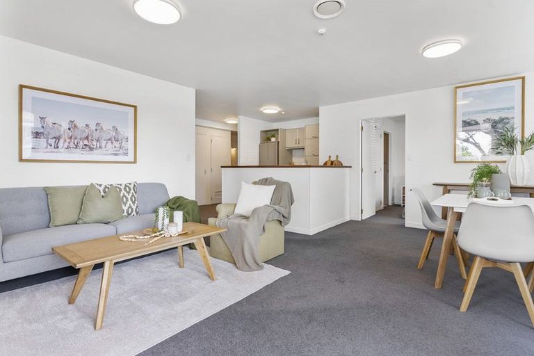 Photo of property in Anchorage Apartments, 104/36 Victoria Road, Mount Maunganui, 3116