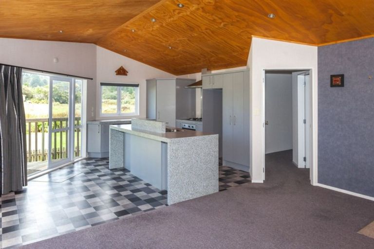 Photo of property in 124a Kon Tiki Road, Whiritoa, Whangamata, 3691