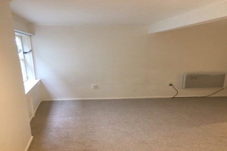 Photo of property in 61 Central Terrace, Kelburn, Wellington, 6012