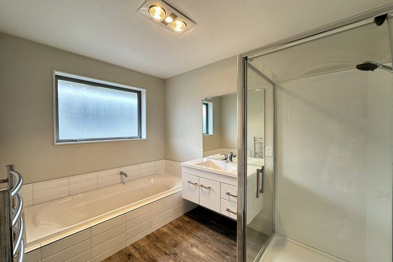 Photo of property in 11a Centennial Avenue, Riccarton, Christchurch, 8041