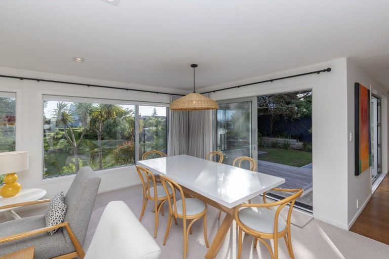 Photo of property in 5 Wharemauku Road, Raumati Beach, Paraparaumu, 5032