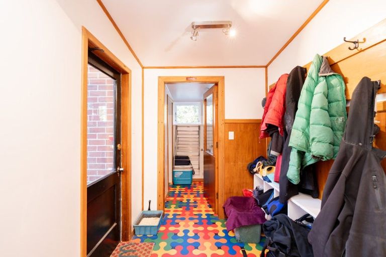 Photo of property in 6 Quarry Hills Fortification Road, Quarry Hills, Tokanui, 9884