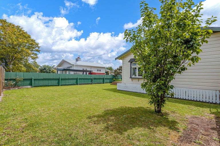 Photo of property in 23 Haydon Street, Roslyn, Palmerston North, 4414