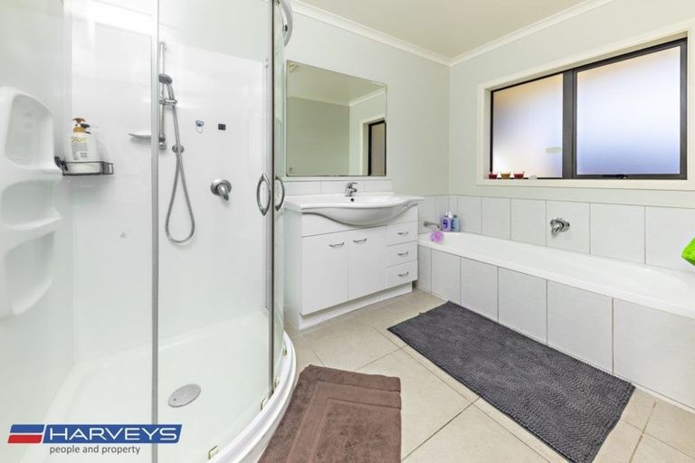 Photo of property in 30a Grove Road, Papakura, 2110