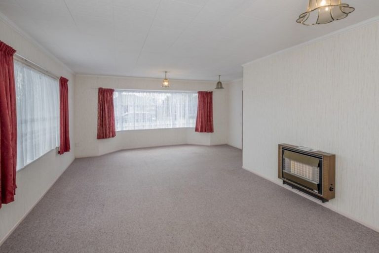 Photo of property in 3 Tasman Street, Levin, 5510