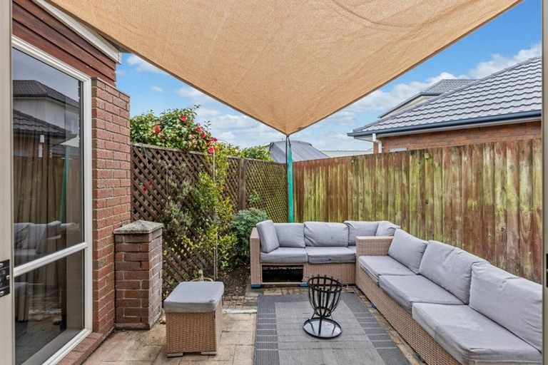 Photo of property in 11 Jadewynn Place, Halswell, Christchurch, 8025