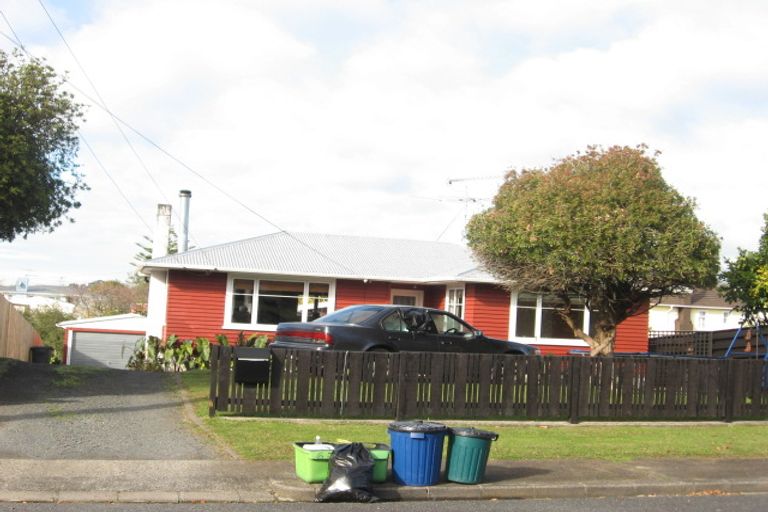 Photo of property in 6 Olive Street, Manurewa, Auckland, 2102