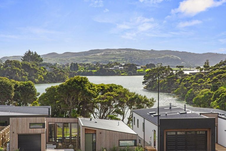 Photo of property in 5 Maataitai Road, Raglan, 3225