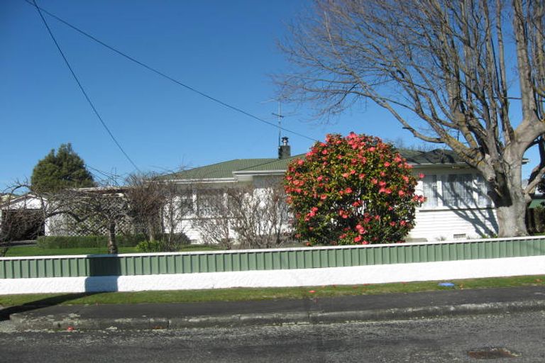 Photo of property in 14 Barrett Place, Carterton, 5713