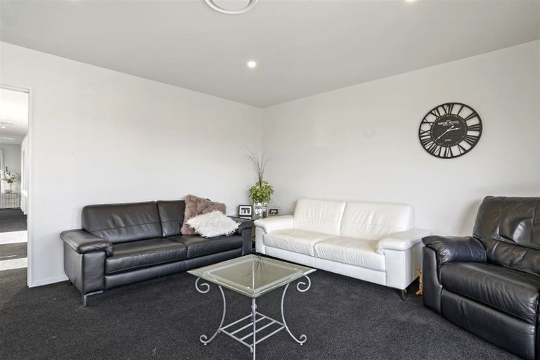 Photo of property in 21 Goldie Drive, Rangiora, 7400