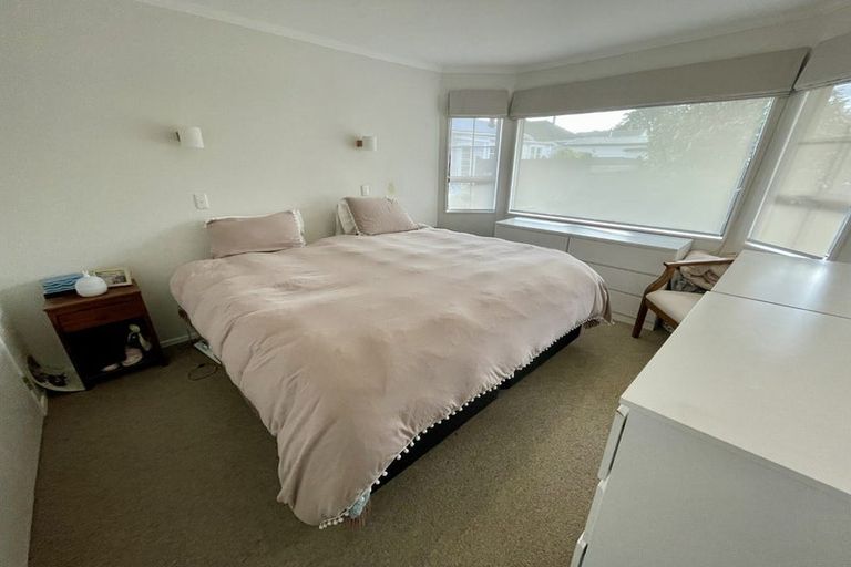 Photo of property in 27 Guthrie Street, Waterloo, Lower Hutt, 5011