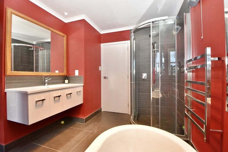 Photo of property in 9 Puriri Crescent, Lansdowne, Masterton, 5810