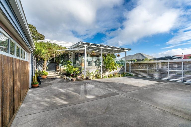Photo of property in 57a Mcintyre Road, Mangere Bridge, Auckland, 2022