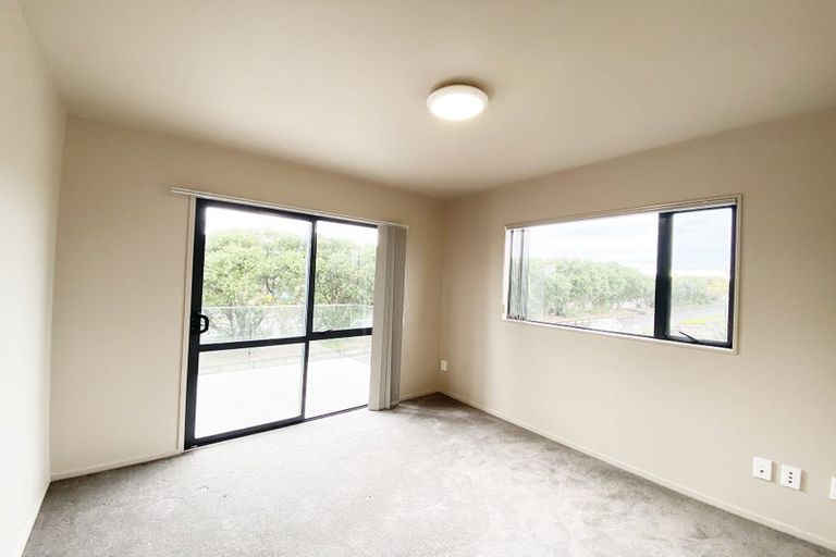 Photo of property in 5/548 Chapel Road, East Tamaki, Auckland, 2016