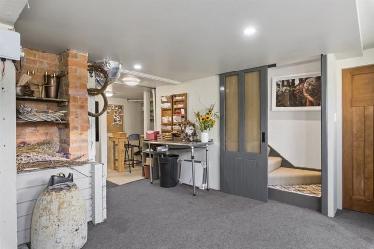 Photo of property in 200 Queen Street, Northcote Point, Auckland, 0627