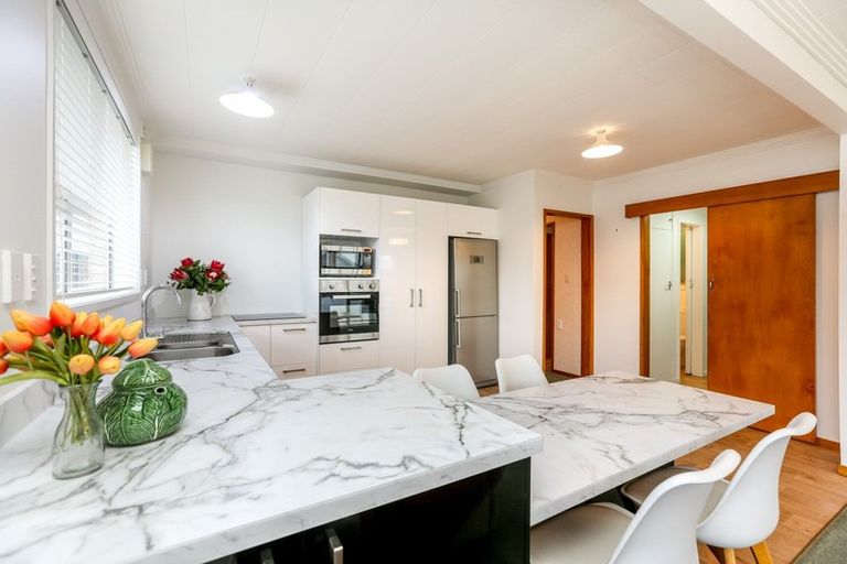 Photo of property in 4/6 Gilbert Street, New Plymouth, 4310