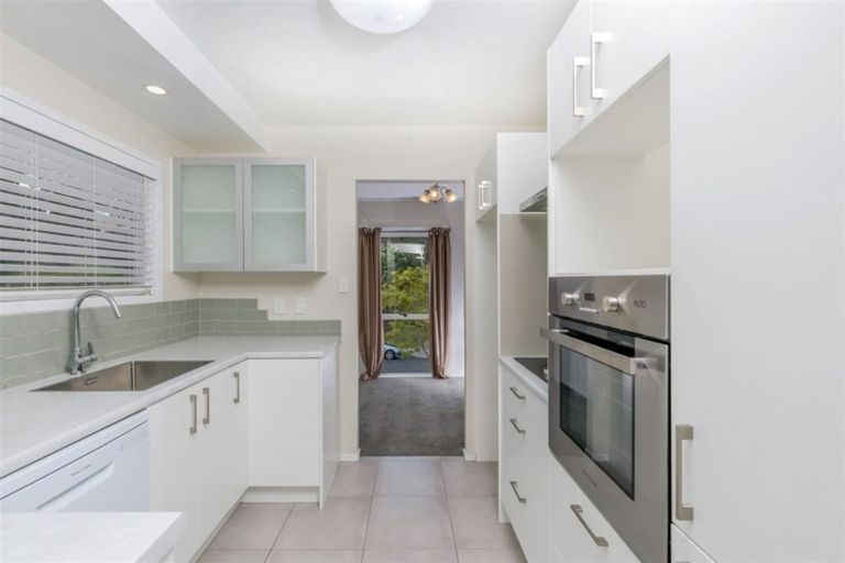 Photo of property in 1/13 Redwing Street, Browns Bay, Auckland, 0630